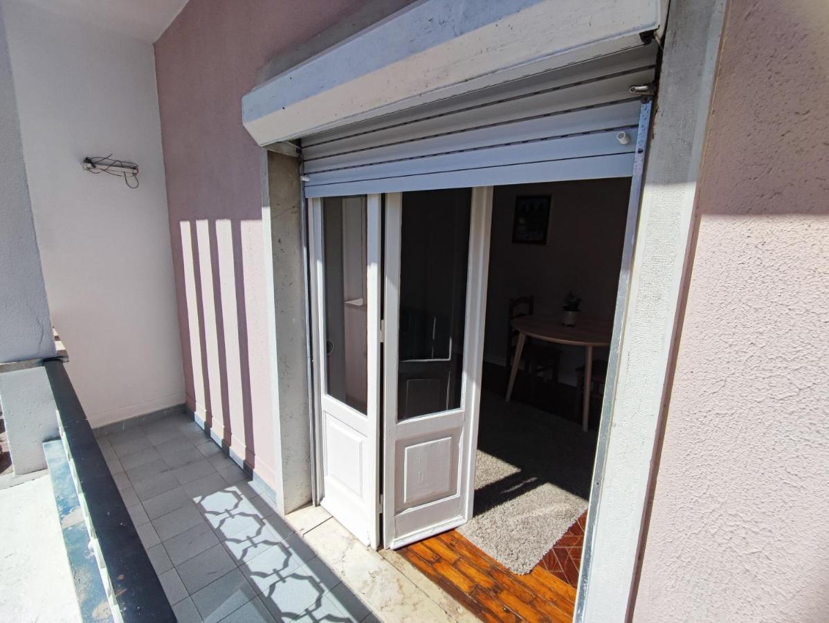 Lisbon Traditional T2 With Balcony In Damaia, Lisbon Amadora Ngoại thất bức ảnh